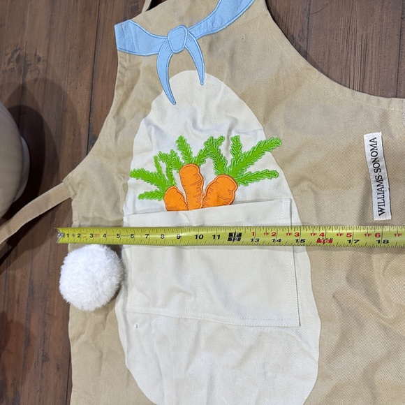 Williams Sonoma | Other | Williams Sonoma Childs Peter The Rabbit Apron ...